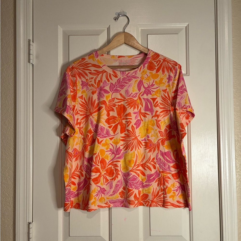 Old Navy Tropical Floral Short Sleeve Tee